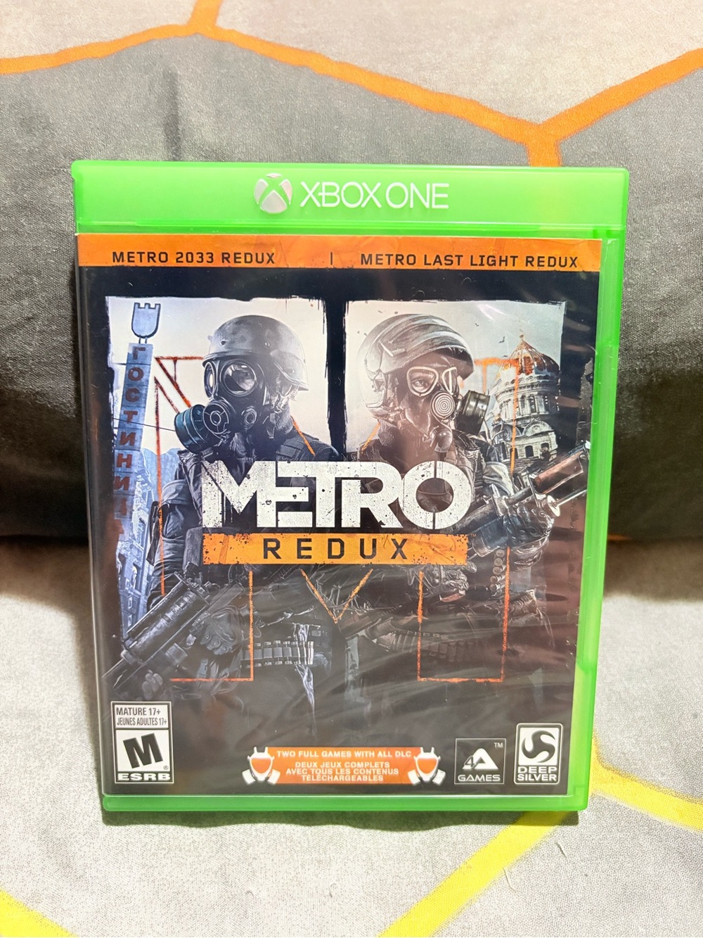 Metro Redux [ 2033 + Last Night ] (XBOX ONE) Tested Works